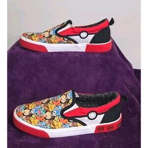 Pokemon Ground UP Pokémon Nintendo Slip-On Canvas Sneaker Shoes Size 6 Pikachu